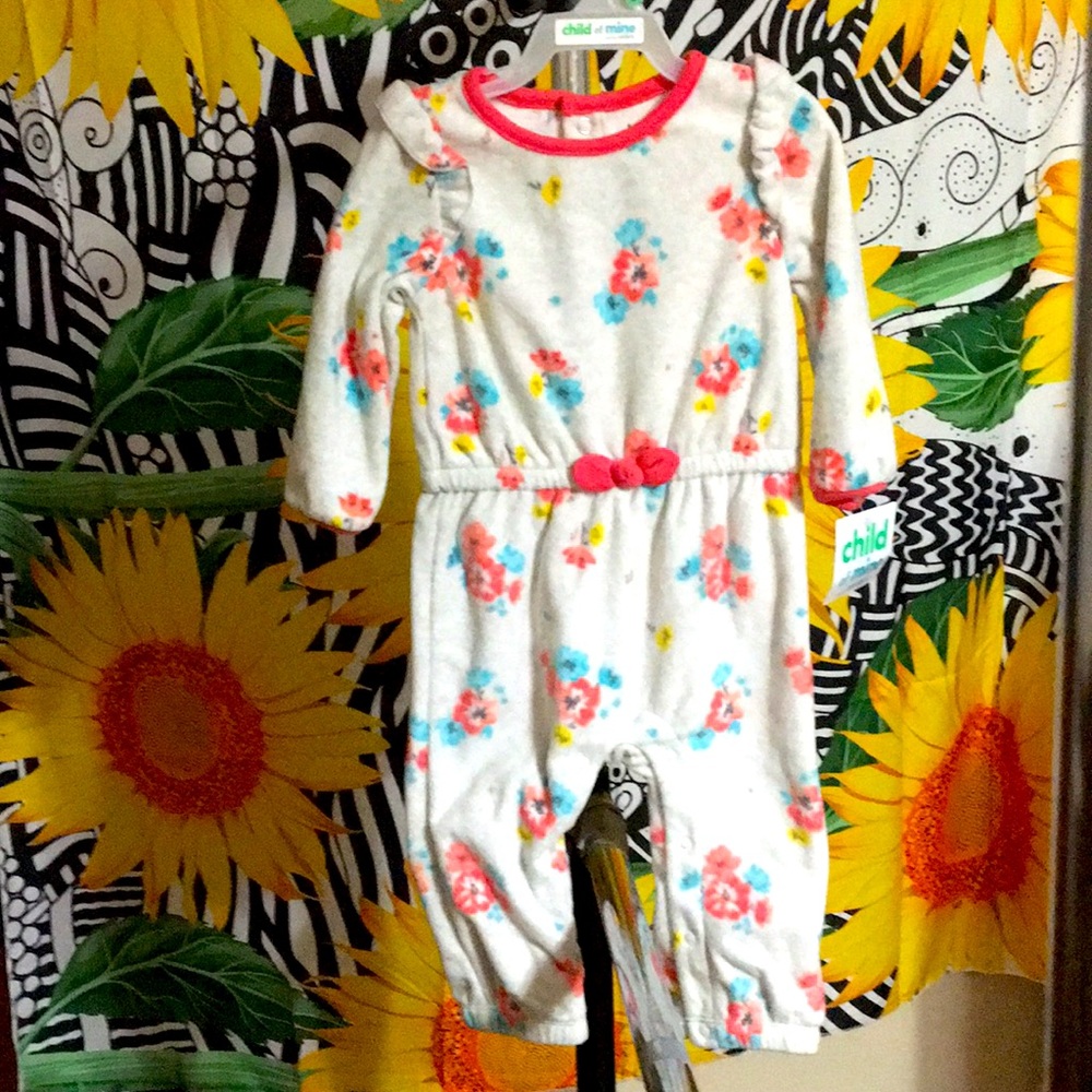 Baby Girl Jumpsuit/Sleeper Floral Print size 6-9M